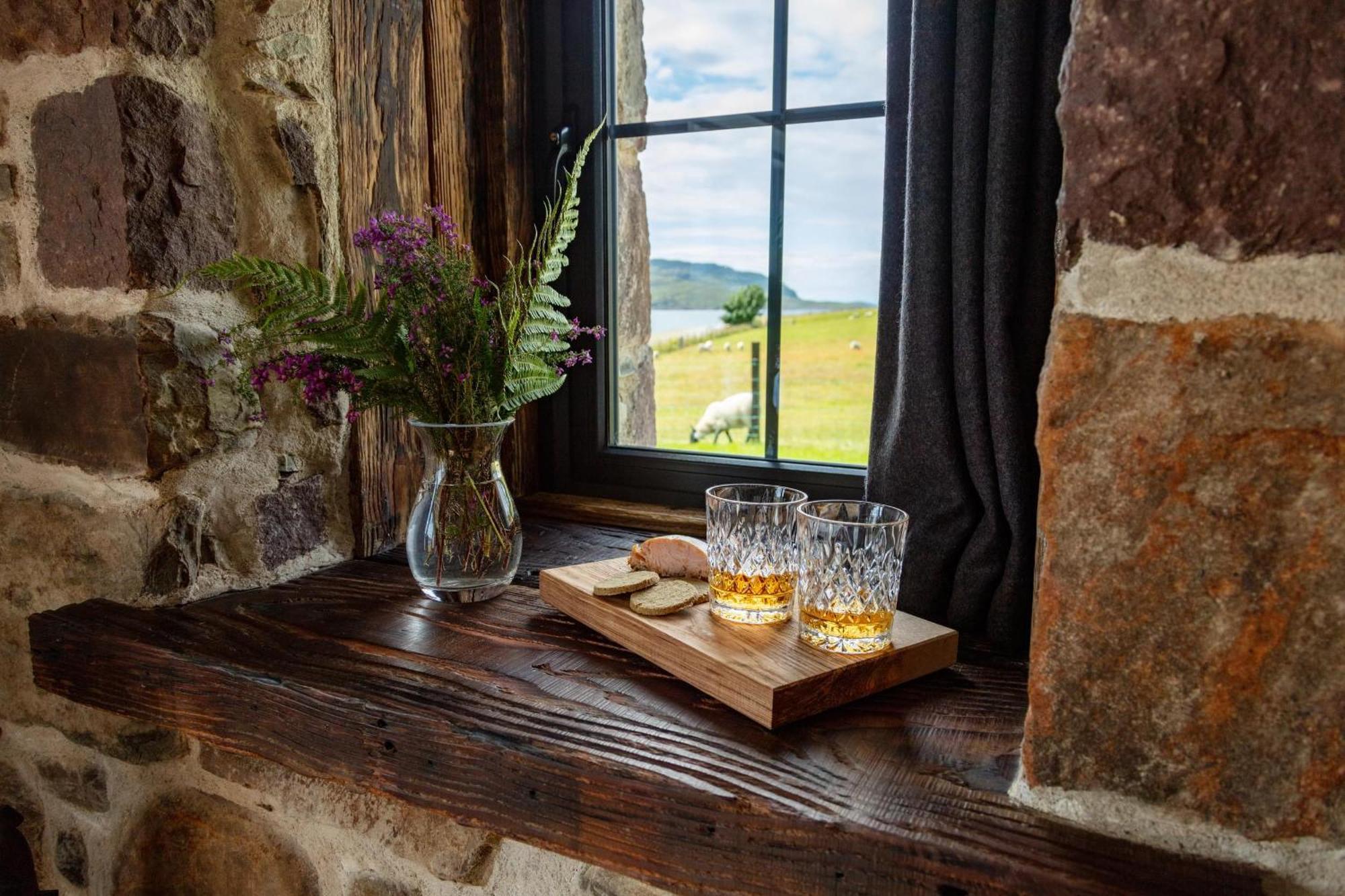 The Wreck - Lochside Cottage Dog Friendly Ullapool Luaran gambar